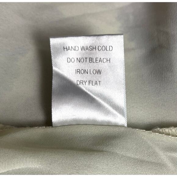 LUXXEL Floral Tropical Vacation Print V Neck Lightweight Flowy Maxi Dress Size M - Picture 11 of 11